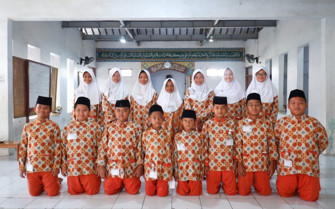 Lewati 3 Tahap EBTAQ Qiroati, 16 Siswa MIS Terpadu Tunas Cendekia Lulus Hingga Tingkat KORCAB