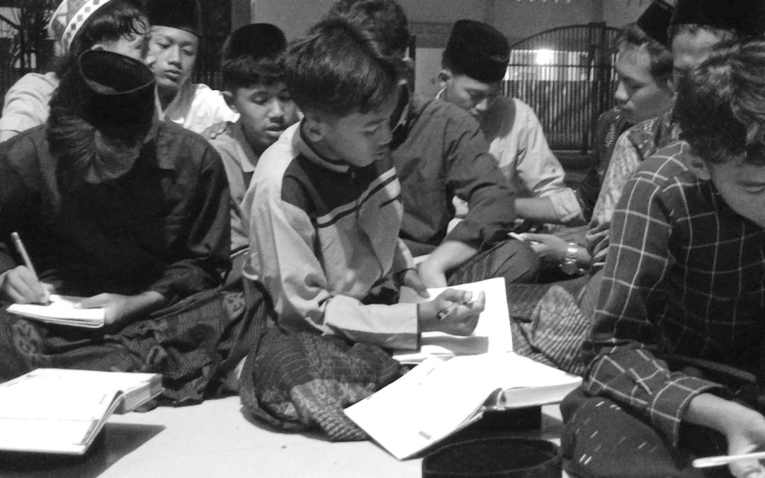 Mondok Pasti Isinya Ngaji Doang, Ngebosenin. Oh, Tentu Tidak!